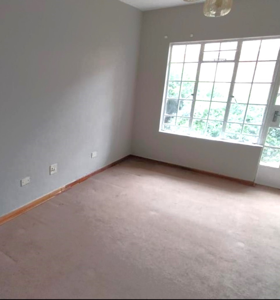 4 Bedroom Property for Sale in Flamwood North West